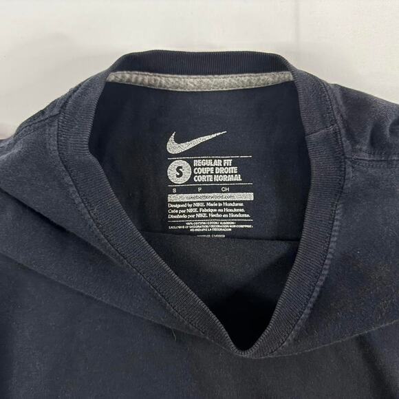 Vintage Nike Embroidered Check T-shirt Size Small - Picture 3 of 5